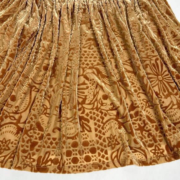 Free People A Little Twist Off The Shoulder Tan Floral Velvet Top Women’s Large - Picture 9 of 13